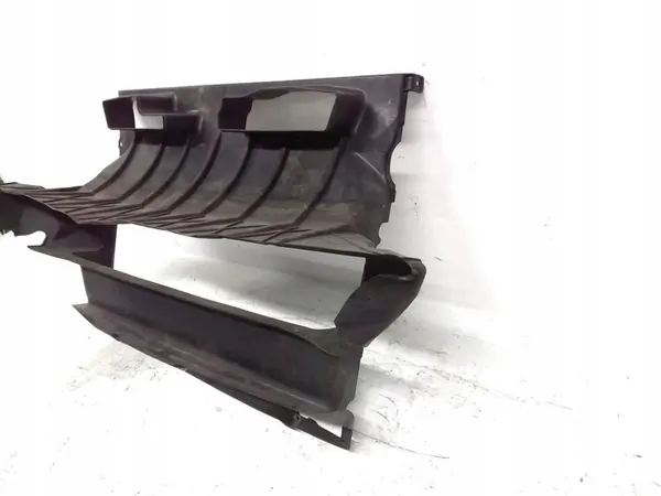 Volkswagen Touareg II 2012 Canal de ar do intercooler image 3