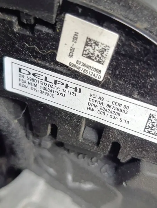 Peugeot 308 II Steering Wheel OE 98084115XU image 10