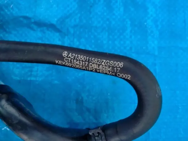 Mercedes W213 Lämmitysletkut OEM A2135011582 A2135065000 image 6