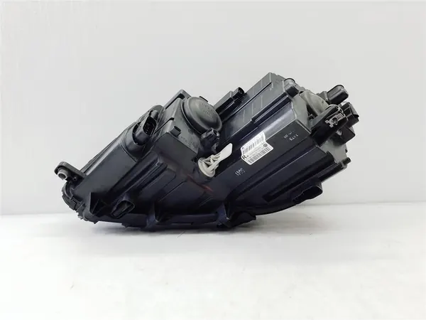 VW Caddy 2K5 Touran 1T1 Oikea Etuvalo OEM image 6