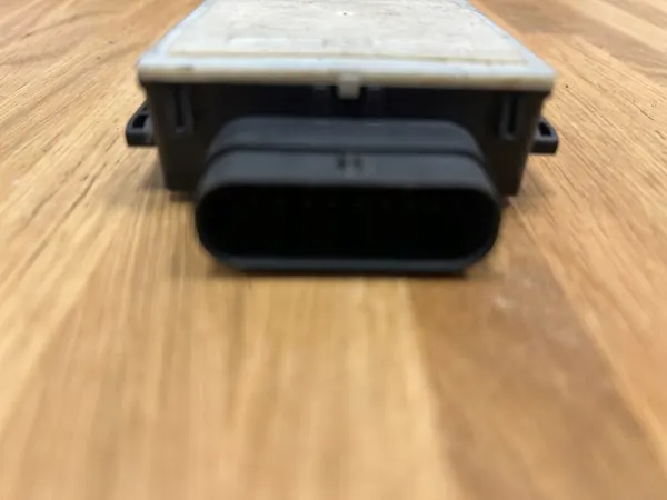 BMW F90 M5 korteafstandsradarsensor OEM 66326893736 image 3