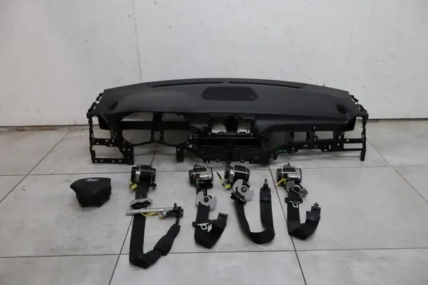 Instrumentpanel airbagkonsoll OEM BNE3620 - Hyundai Tucson image 2