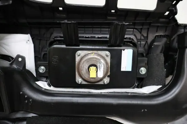 Instrumentpanel airbagkonsoll OEM BNE3620 - Hyundai Tucson image 6