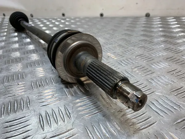 Subaru Forester bakaxelhalvaxel OEM FBZ27755 image 4
