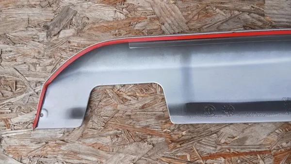 Left Door Sill OE 31283091 Volvo S60 V60 13-18 R-Design image 10