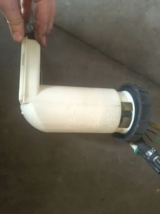 Brandstofpomp Peugeot 106 1997 OEM 9626061780 image 3