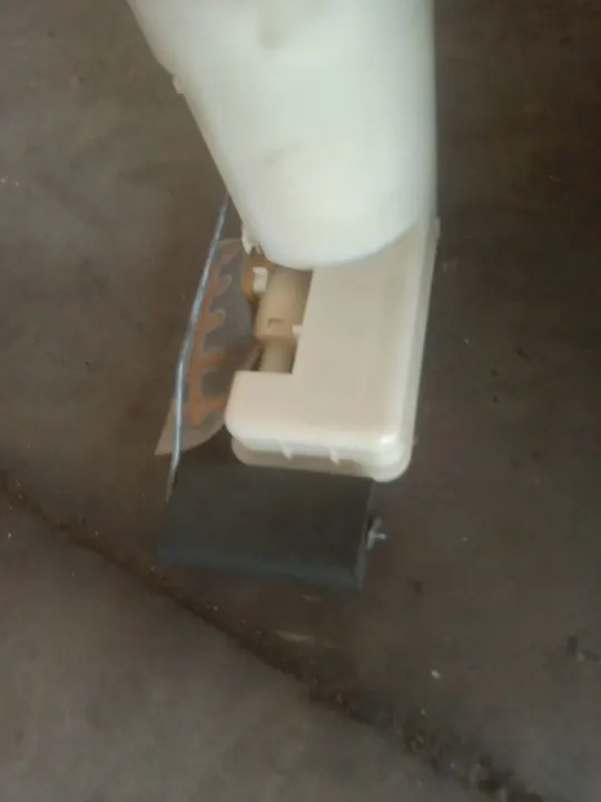 Brandstofpomp Peugeot 106 1997 OEM 9626061780 image 6