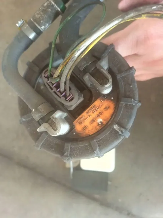 Brandstofpomp Peugeot 106 1997 OEM 9626061780 image 7