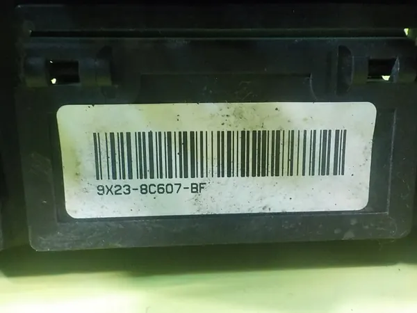 Jaguar XF I 3.0 D AUT Radiateurventilator 9X23-8C607-BF image 4