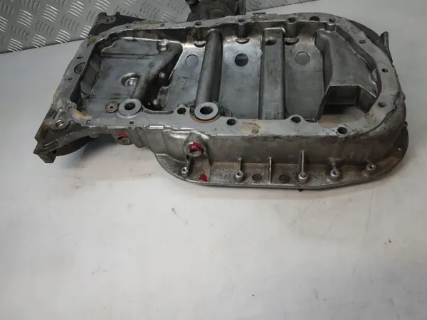 OEM 1CDMOSG yläöljypohja Toyotalle 2.0 D4D image 6