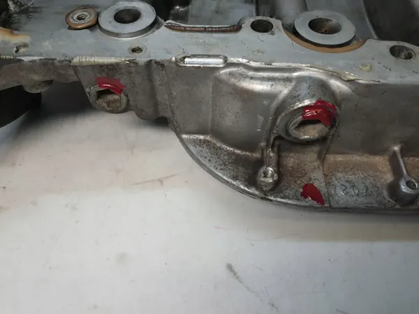 OEM 1CDMOSG yläöljypohja Toyotalle 2.0 D4D image 7