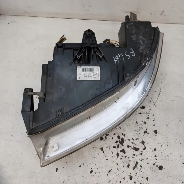 Volkswagen Passat B5 Oikea Ajovalon Linssi Hella image 8