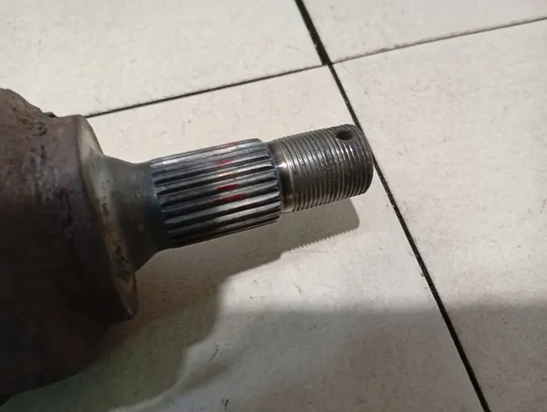 Arbre de transmission court gauche Peugeot 307 1.4 1.6 HDI image 5