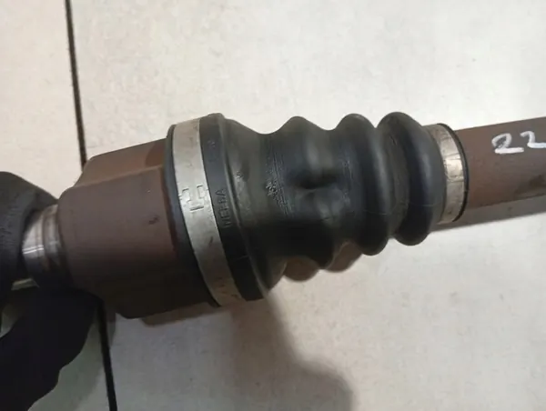 Arbre de transmission court gauche Peugeot 307 1.4 1.6 HDI image 7