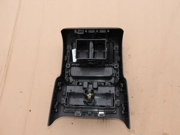 Gebrauchte Volkswagen OE Lüftungsgitter 3G0857100H image 3