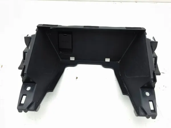 Prise 12V avant Mazda CX-5 II 2019 OEM K12364361 image 2