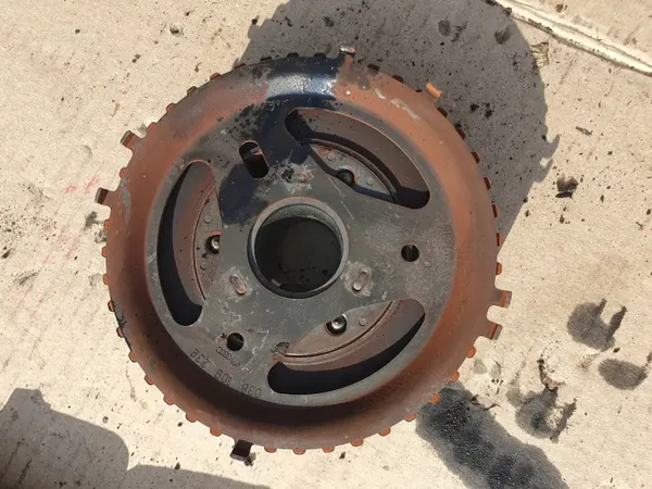 Engranaje árbol de levas OEM 038109111E VW Passat B5 1.9 TDI image 3