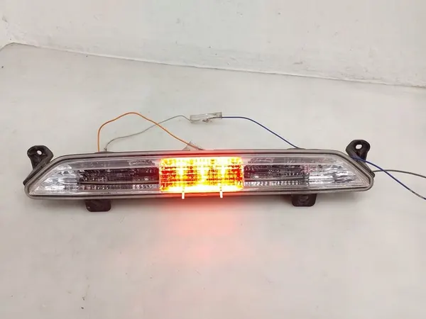 FORD MUSTANG MACH-E Luz Traseira Antiniebla OEM image 7