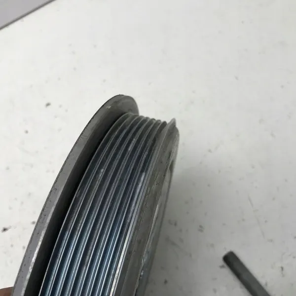 Volvo XC40 2024 2.0 Híbrido Polia do virabrequim 32380012 image 3