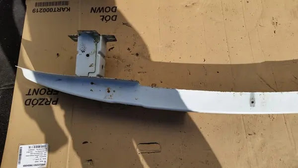 Rinforzo paraurti Opel Vivaro 2007 - 2014 image 4