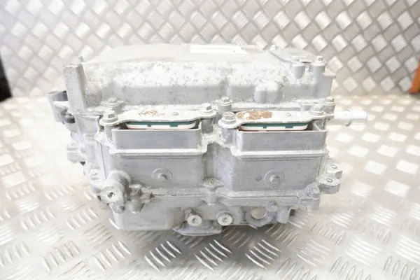 Inversor Toyota OEM G9200-42010 para RAV4 2.5 Híbrido image 6