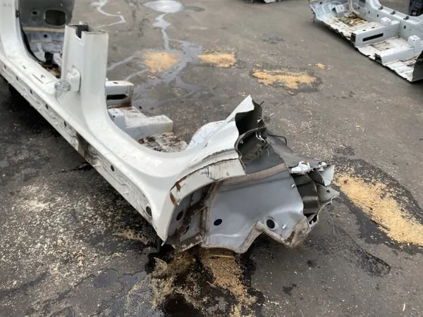 Mercedes-Benz EQC 2020 neljännespaneeli OEM 217634 image 3