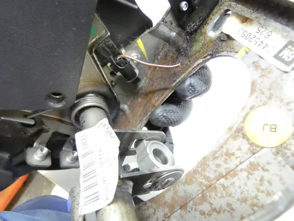 Levier de frein à main OEM 24452053 pour Opel Vectra C image 8