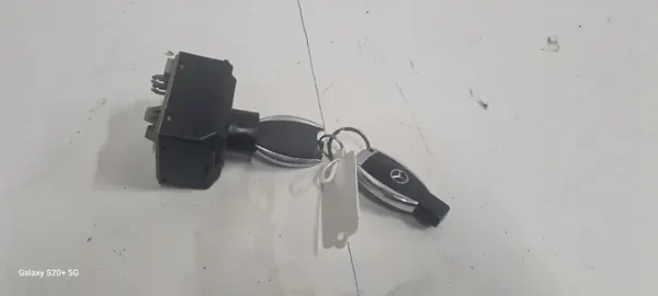 Conjunto de chaves Mercedes OEM 2469058301 para W176 Classe A image 2