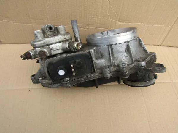Distribuidor de combustible OEM 0438121043 para Mercedes W201/W124 image 3