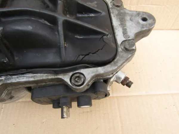 Distribuidor de combustible OEM 0438121043 para Mercedes W201/W124 image 9