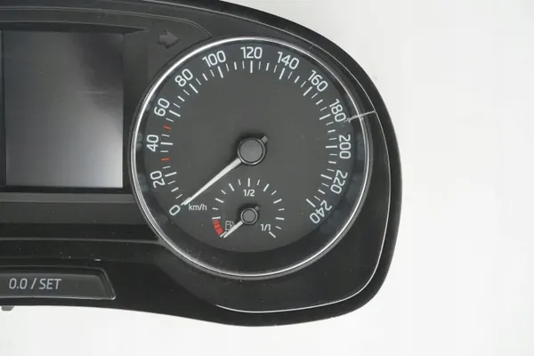 Skoda Fabia III Instrumentpanel OEM 6V0920741B - Original image 3