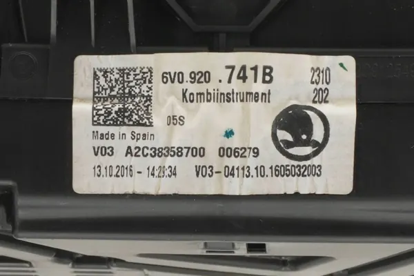 Skoda Fabia III Instrumentpanel OEM 6V0920741B - Original image 8