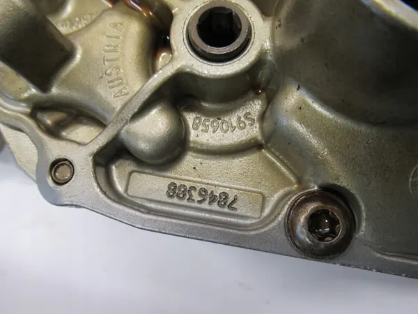 BMW M3 M4 F80 F82 Oliepomp OEM 7846385 7846388 image 3