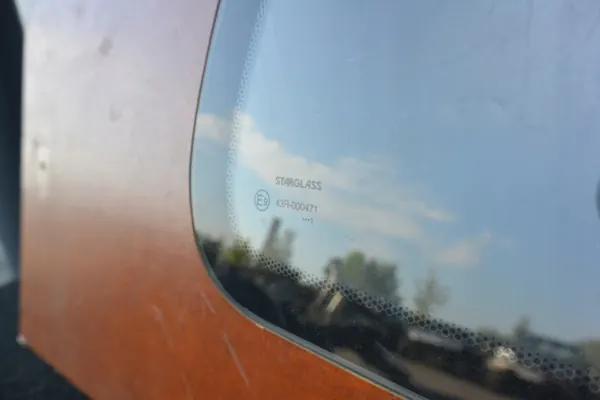 Cloison Vitrée SsangYong Korando Lift OEM image 4