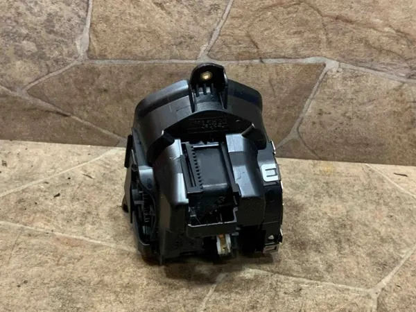 Cinzeiro dianteiro Porsche Panamera OEM 97055335100 image 4