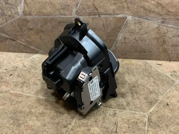 Cinzeiro dianteiro Porsche Panamera OEM 97055335100 image 5