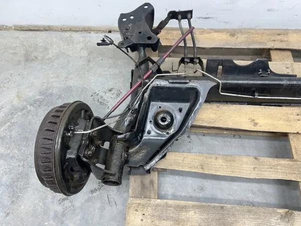 OEM MMAUTKO-27763 Achterophangingbalk Renault Captur image 3