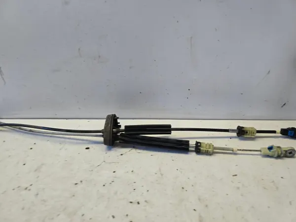 OPEL ZAFIRA C vaihteiston linkki OEM 55499540 AU4 F40 image 3