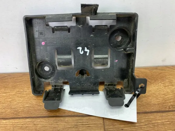 Moottoritietokoneen kiinnike OEM 22933922 Cadillac CTS III image 2