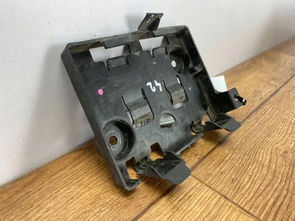 Moottoritietokoneen kiinnike OEM 22933922 Cadillac CTS III image 3