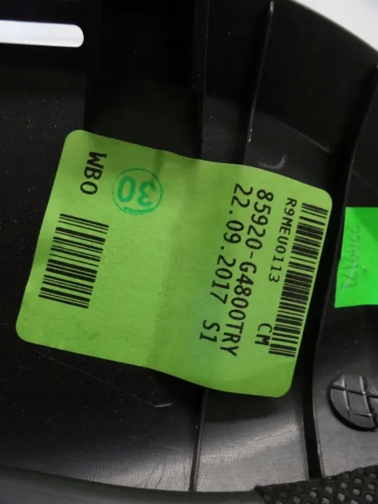 Hyundai i30 III Tavaratilan Rullan Kiinnitys Oikea Taka OEM 85920G4800 image 4