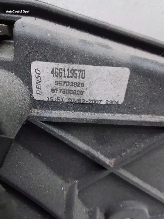 Opel Corsa D 1.3 CDTI Jäähdyttimen Tuuletin 55703928 image 3