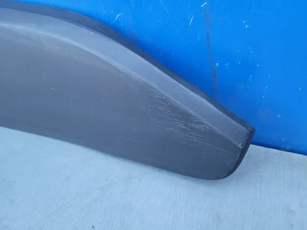 Toyota C-HR Dörrlist OEM 75073 Höger Fram image 4