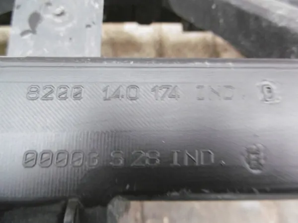 Renault OE Frontstoßstangenverstärkung image 2