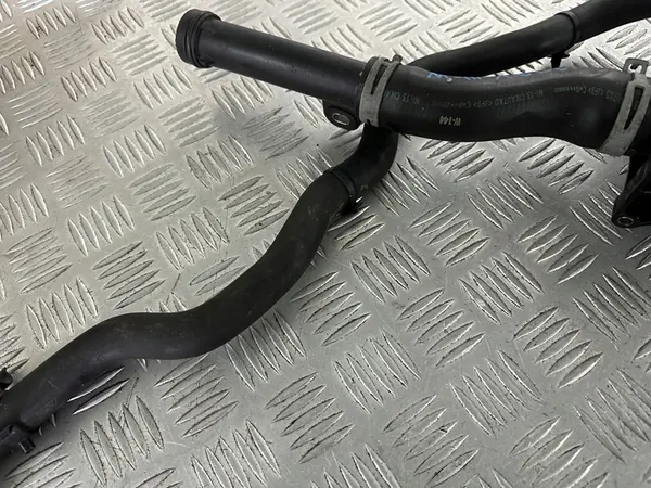 RENAULT MEGANE III 1.6 DCI Carcasa de Termostato 110617671R image 8