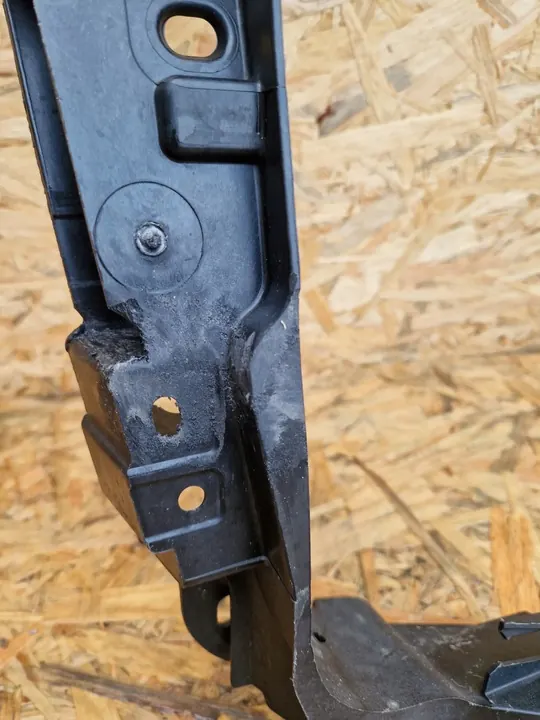 Rinforzo Anteriore Destro Porsche Macan 95B image 6