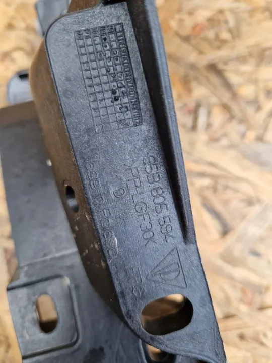 Rinforzo Anteriore Destro Porsche Macan 95B image 7