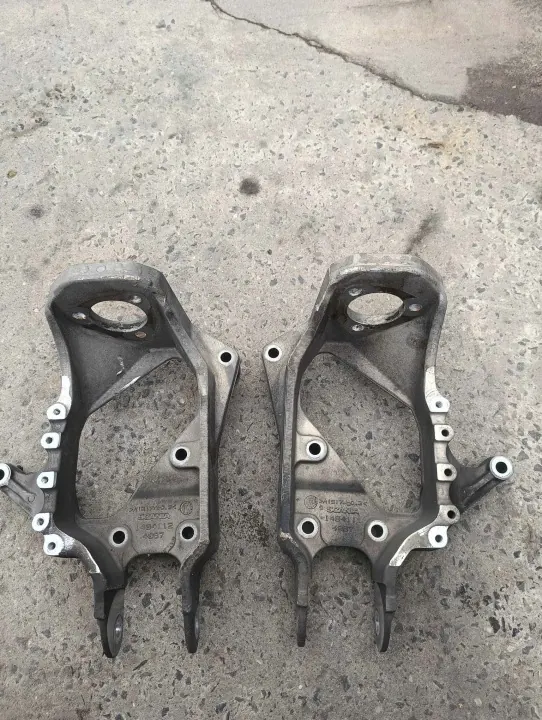 Support cabine Scania OEM 1484111/1484112 Occasion image 2