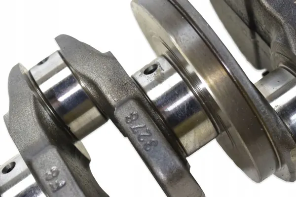 Kampiakseli OEM Wał Korbowy 2.0 DCI M9R780 image 6