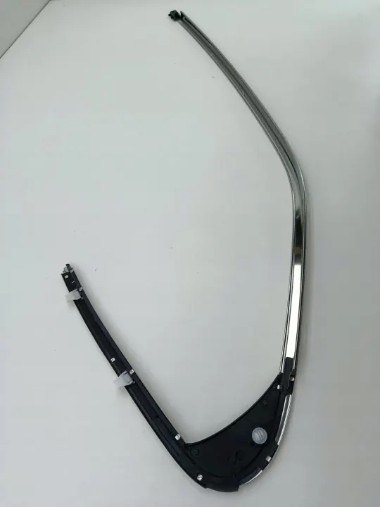 Lexus RX 450H Oven Lasin Lista OEM 75707 Oikea Taka image 4